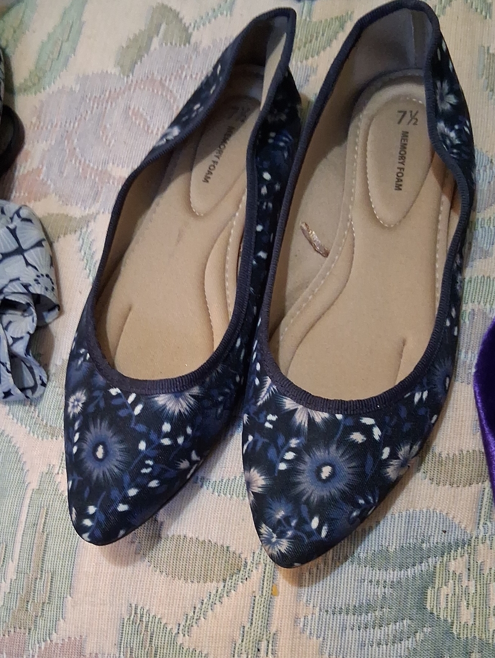 Time & Tru Shoes